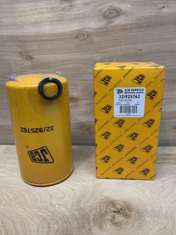 FILTER SOLAR JCB UNTUK JCB Hyundai R210 R215 DOOSAN DL400 KOMATSU PC200MO CUMMINS CHINA LOKAL LIUGONG MASSEY FERGUSON NEW HOLLAND SANY WIRTGEN PN 32/925762