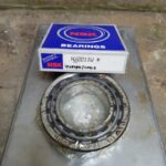 bearing-untuk-kenderaan-roda-4-maupun-alat-pertanian-NJ2211-W-NSK