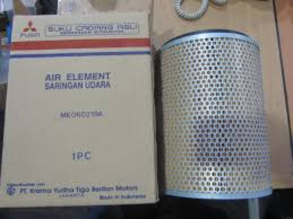 Filter Udara Mitsubishi untuk Fuso FM 215 6D14 AGCO BOMAG CAT CUMMINS ISUZU HINO UD TRUCKS NISSAN HITACHI JOHNDEER NH VOLVO PN ME-060219
