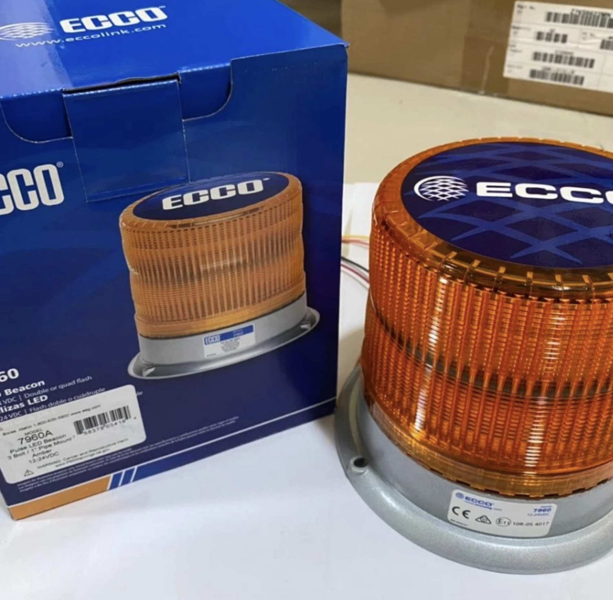 Rotari-lampu-Strobe-Light-Beacon-LED-Heavy-Duty-12-24-VDC-ECCO-7960A