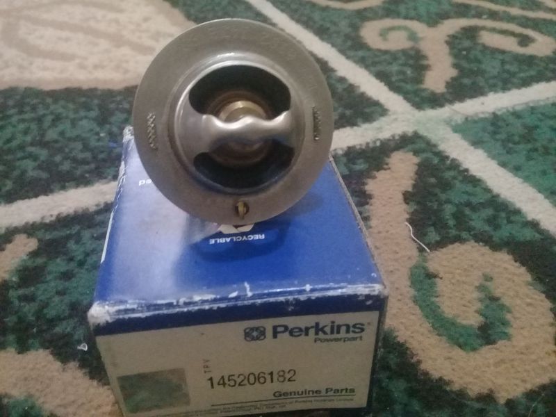 THERMOSTAT 82 DEGREE PERKINS utk TIPE 103-15 + 404C-22 PN 145206182
