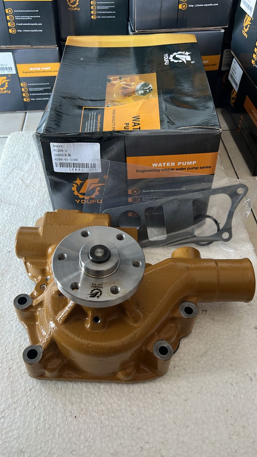WATER PUMP YOUFU UNTUK D31 PC70-8 PC130-7 PC75 PC60-7 PC200-5 6D95 PN 6206-61-1100