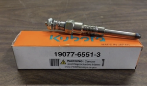 Busi Pemanas Glow Plug Kubota V2203 U50 PN 19077-65510