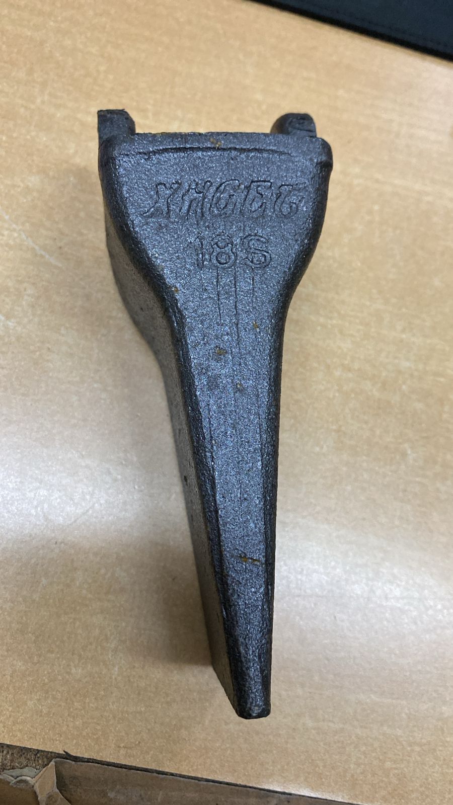 Teeth Kuku Runcing Eksavator Kubota U50 merek xhget PN RD108-66860