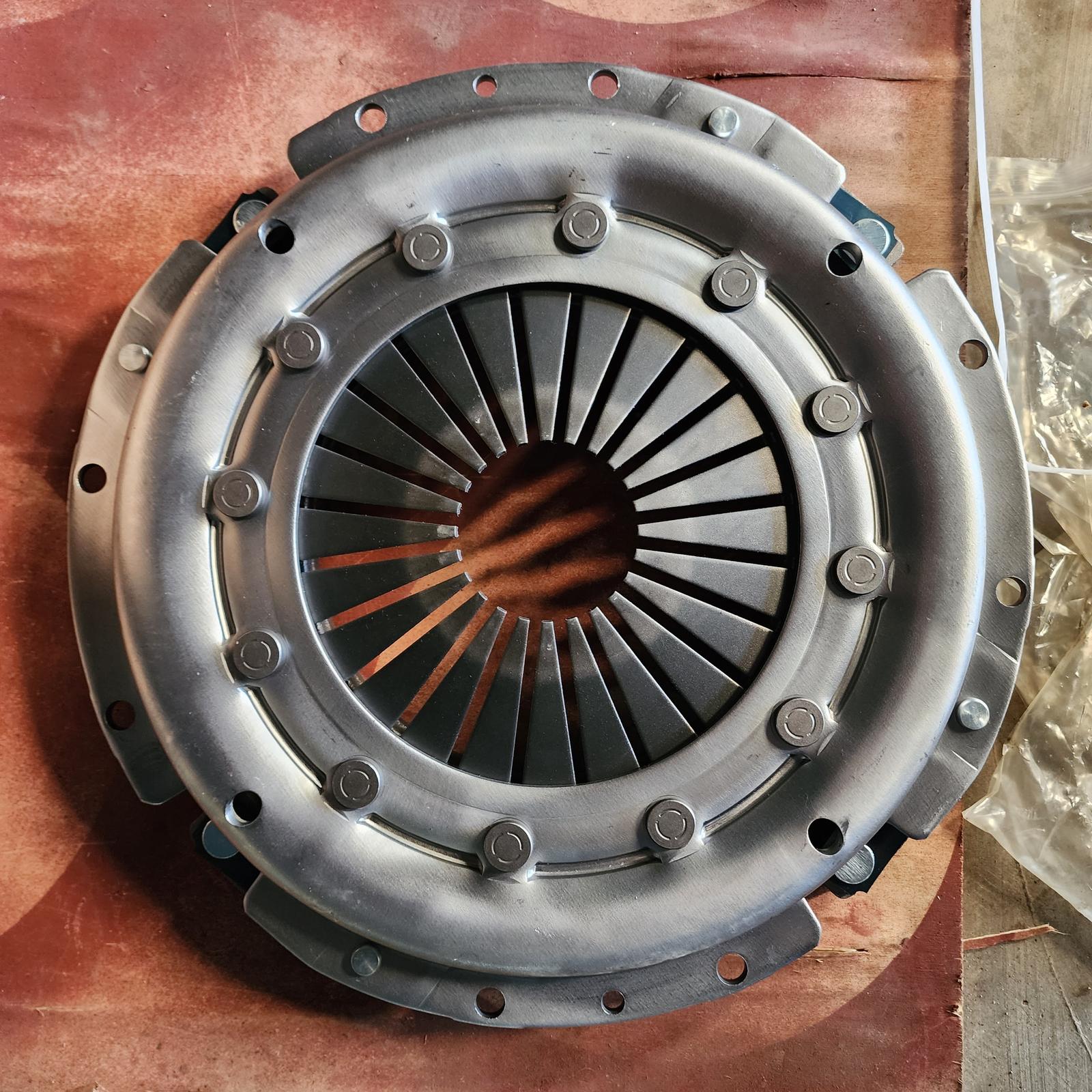 CLUTCH COVER matahari MASSEY FERGUSON PN 4364307M1