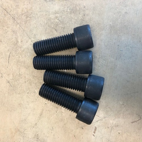 SCREW BOLT COUPLING PUMP SK200-8 (M16x2.0x50mm) PN LQ30P01003S005