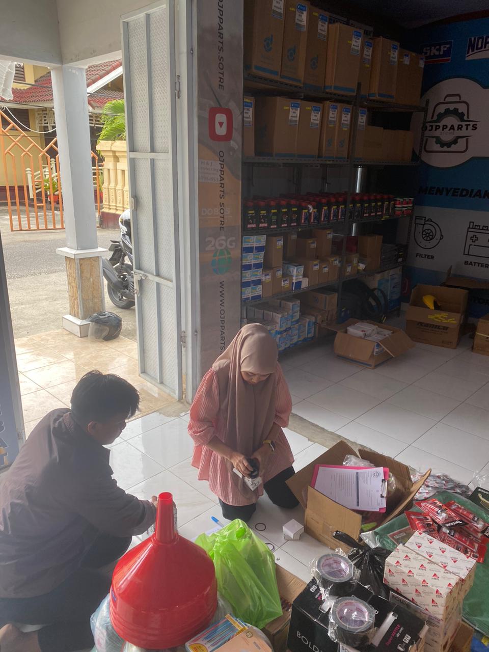 TIM OJP PARTS PENJUALAN VIA WA PENGIRIMAN PRODUK PARTS TRAKTOR SAFETY KE EKSPEDISI PELANGGAN 2