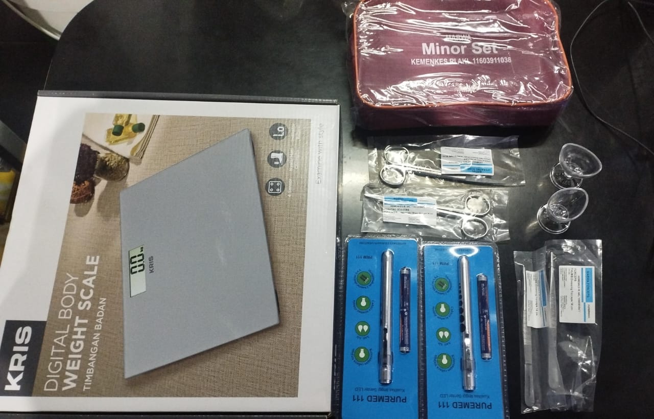 PERLENGKAPAN ALAT MEDIS UNTUK TAMBANG DAN PERKEBUNAN