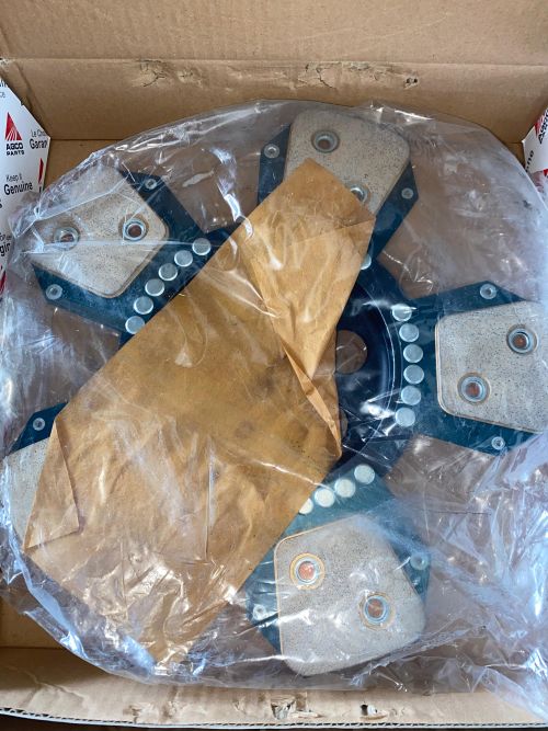 DISC CLUTCH MASSEY FERGUSON 13 inch 21 SPLINE 5 PADDLE PN 1692759M91