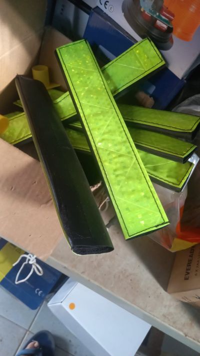 Cover Seat Belt Reflektor Hijau neon