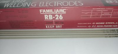 Kawat Las KOBE STEEL RB-26 UK 2.0 MMX300MM PERPACK 2 KG